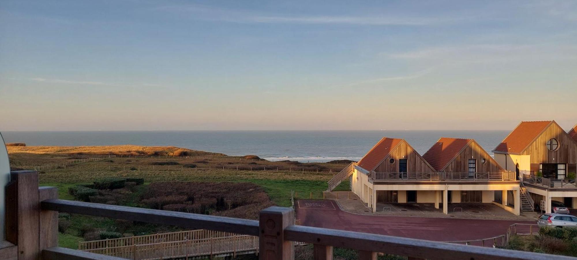 Le 246 - Duplex Face A La Mer Pour 4 Personnes, Wifi, Tv Full Sat, Parking Wimereux Kültér fotó