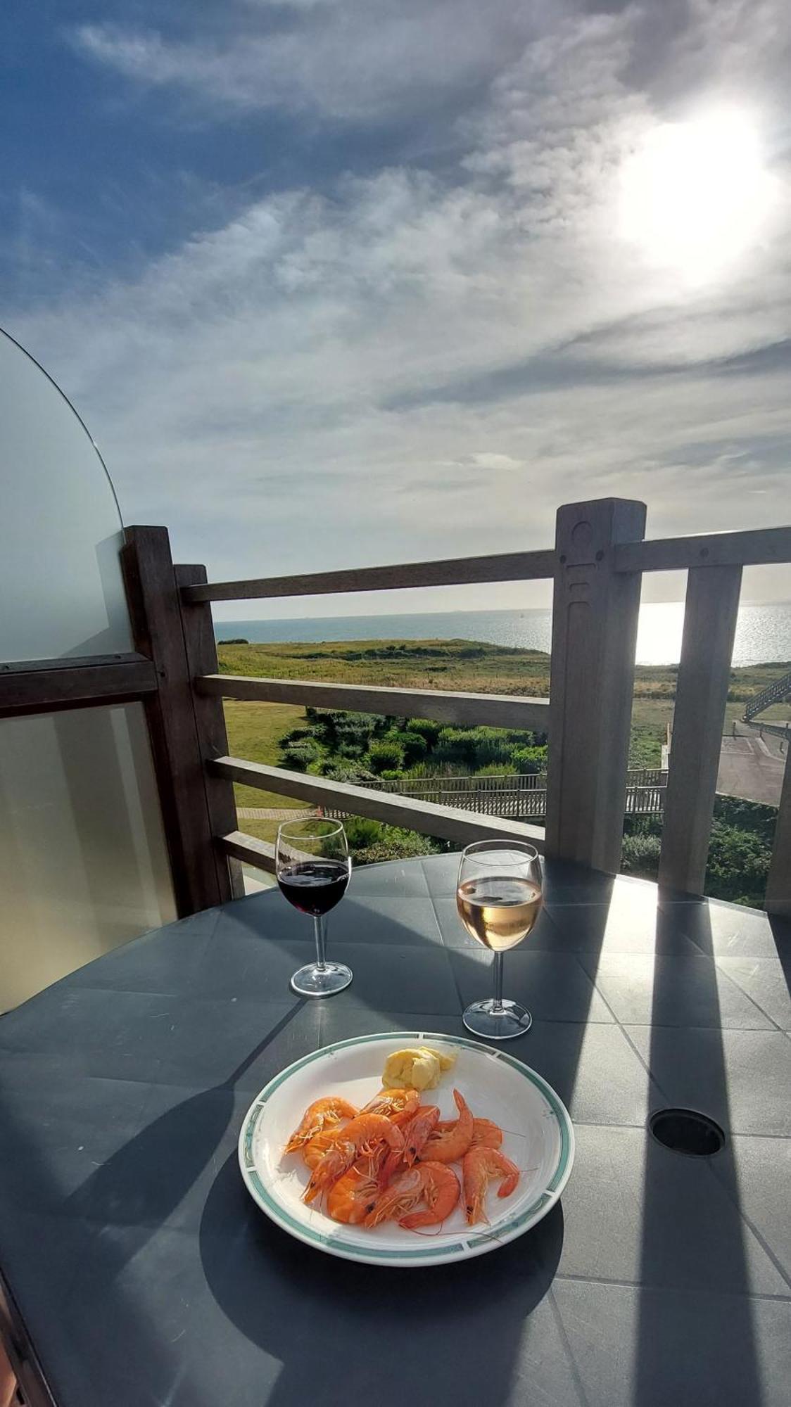 Le 246 - Duplex Face A La Mer Pour 4 Personnes, Wifi, Tv Full Sat, Parking Wimereux Kültér fotó